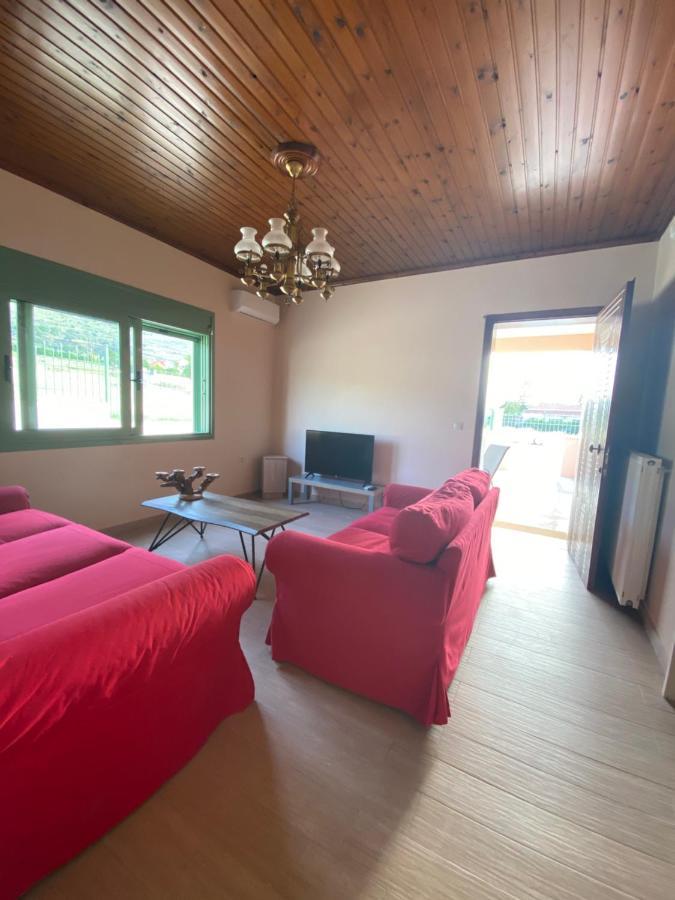 Acrocorinthos House Villa ภายนอก รูปภาพ